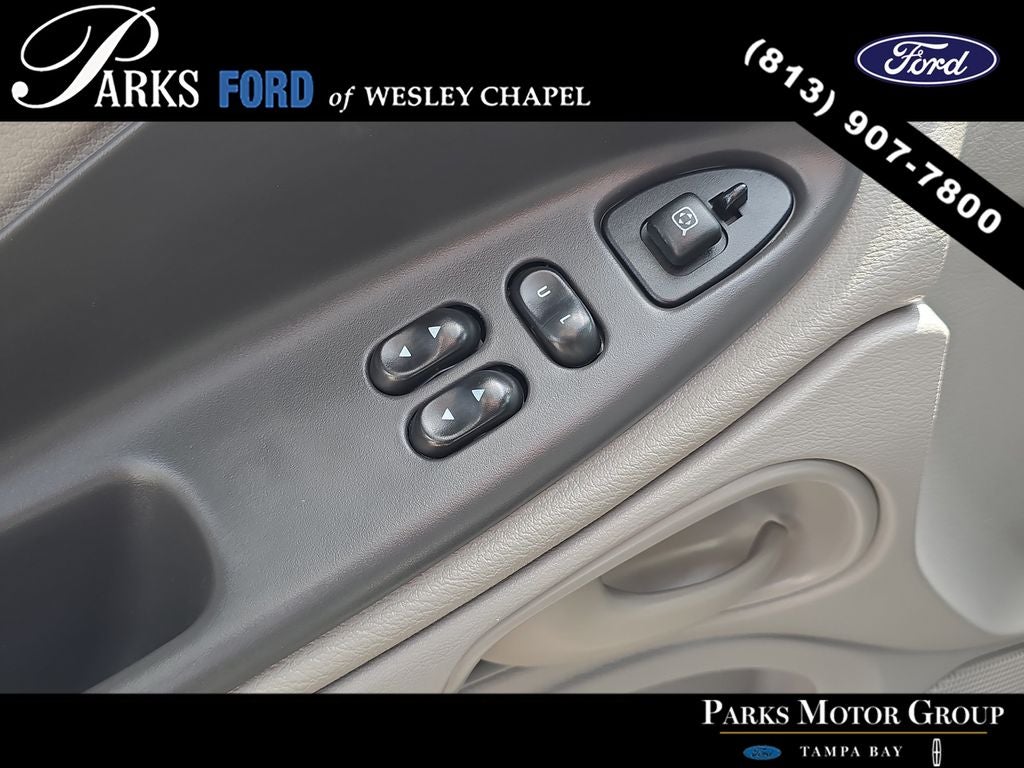 2003 Ford Mustang V6