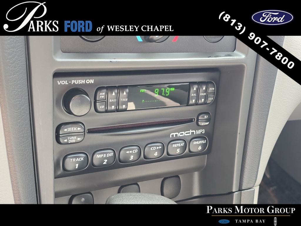 2003 Ford Mustang V6
