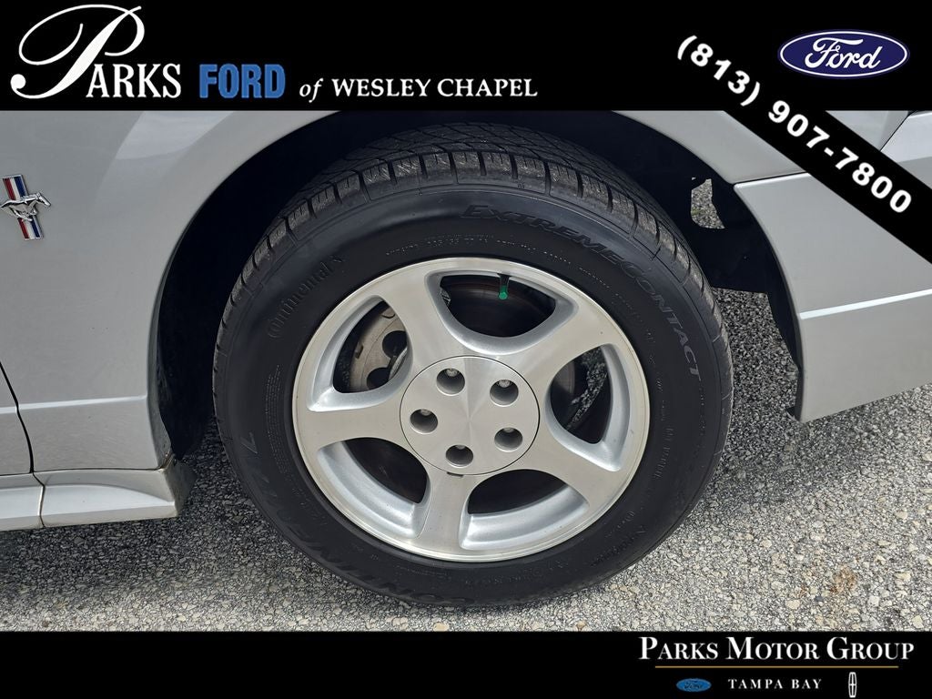 2003 Ford Mustang V6