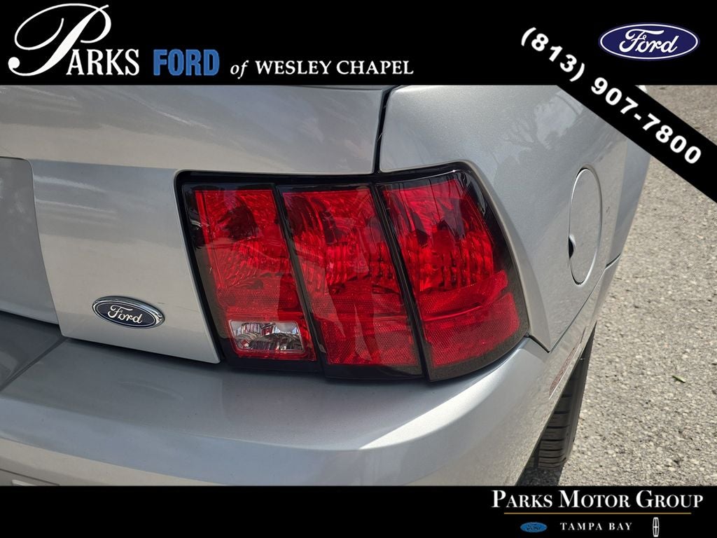 2003 Ford Mustang V6