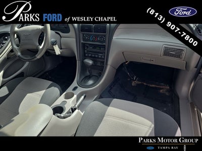 2003 Ford Mustang V6