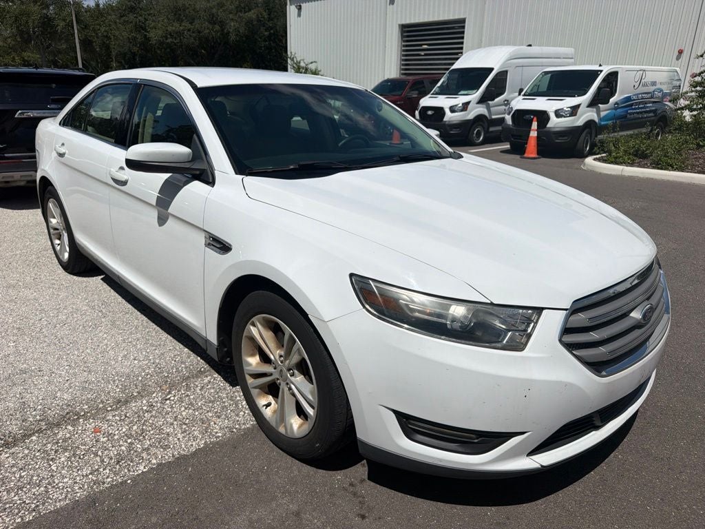 2015 Ford Taurus SEL