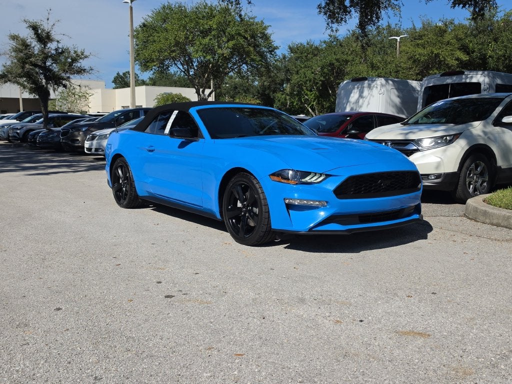 2022 Ford Mustang EcoBoost