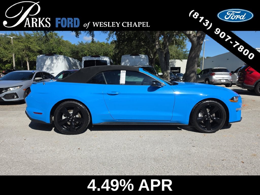 2022 Ford Mustang EcoBoost