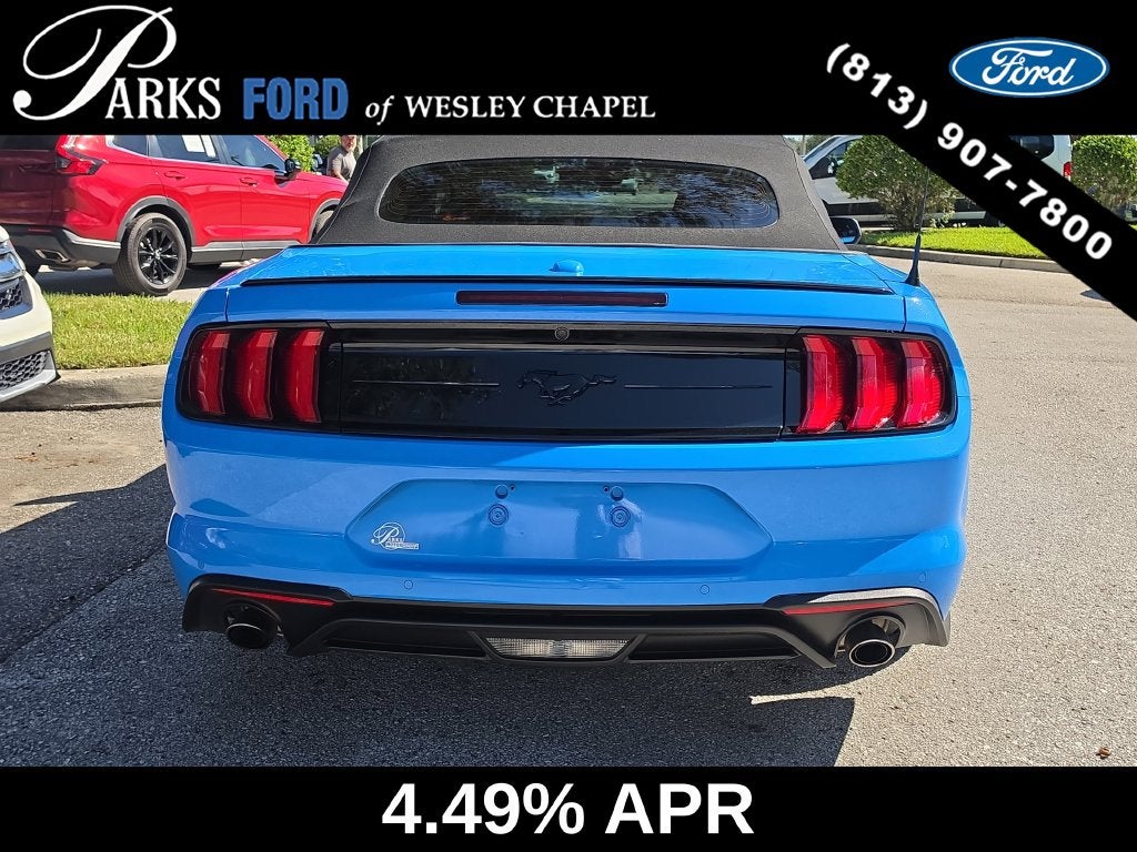 2022 Ford Mustang EcoBoost