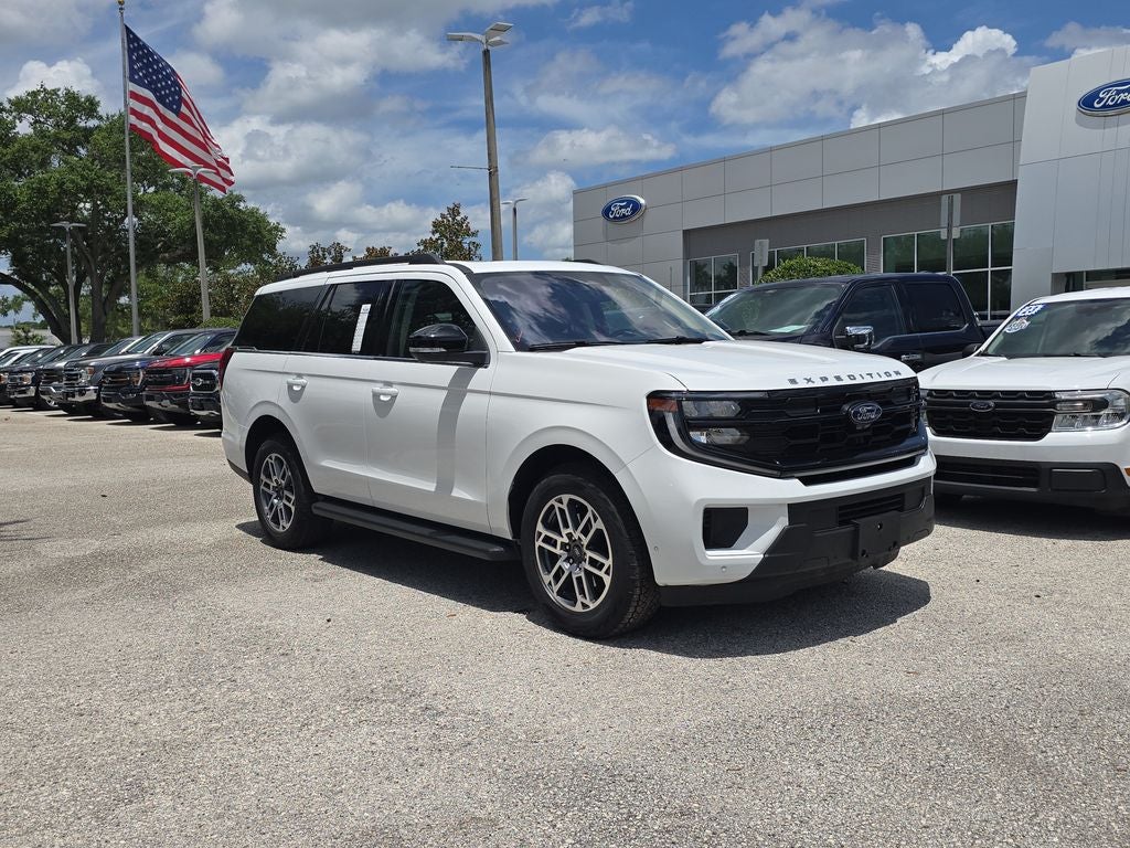 2025 Ford Expedition Active