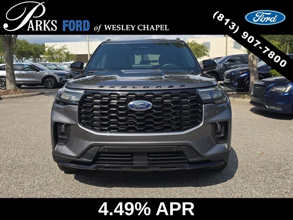 2025 Ford Explorer ST-Line