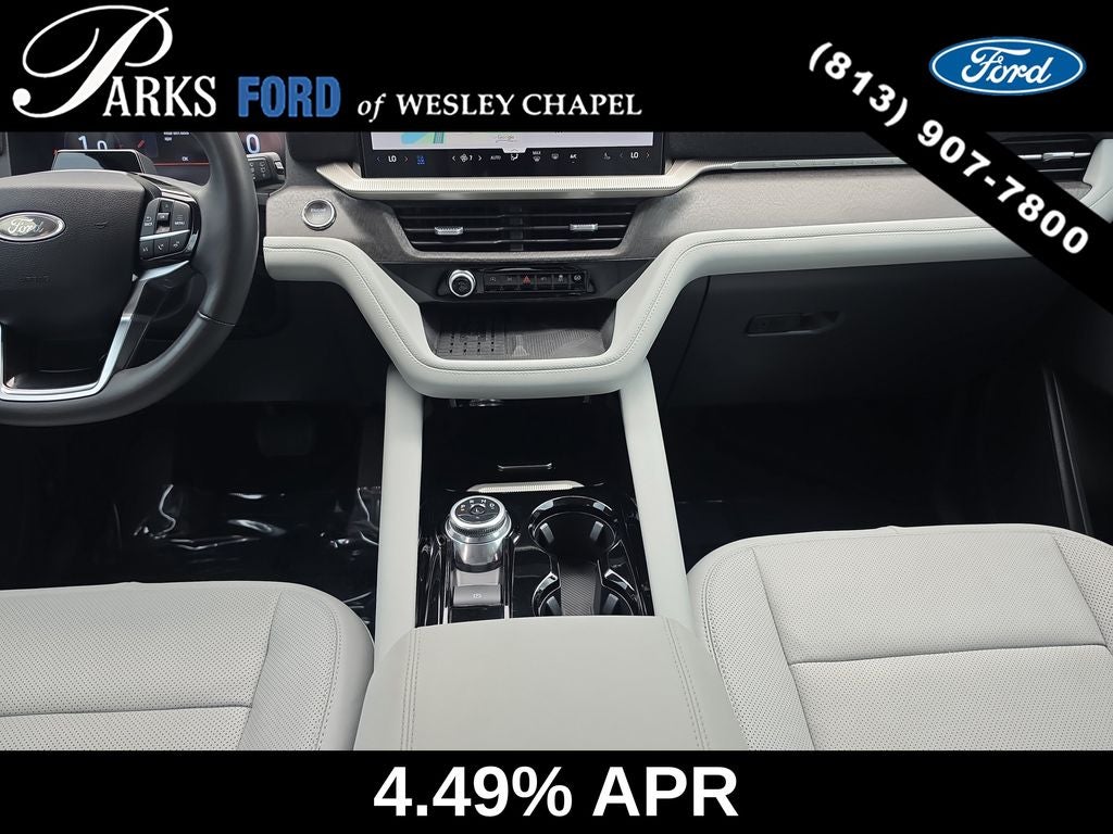 2025 Ford Explorer Platinum
