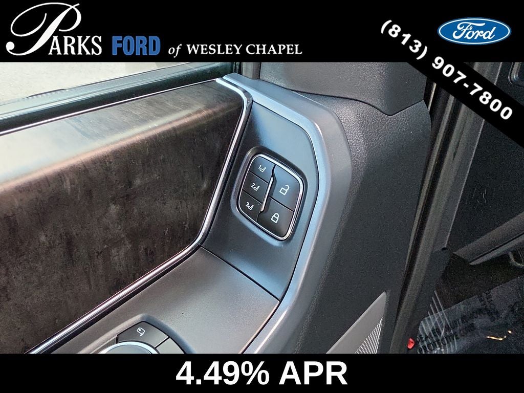 2023 Ford F-150 Lightning Lariat