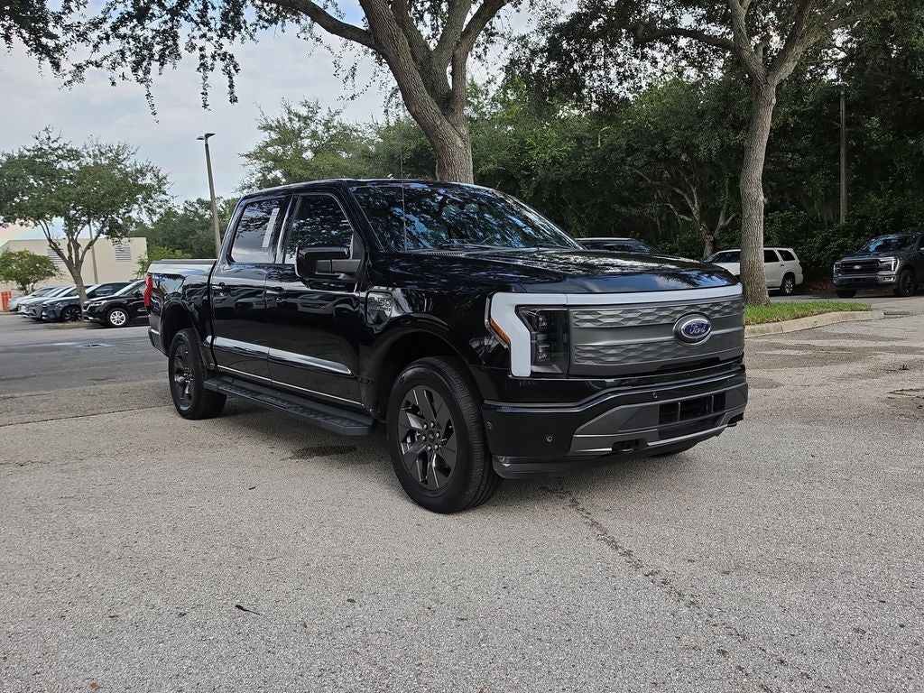 2023 Ford F-150 Lightning Lariat