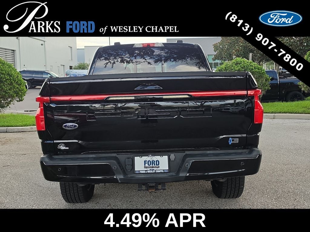 2023 Ford F-150 Lightning Lariat