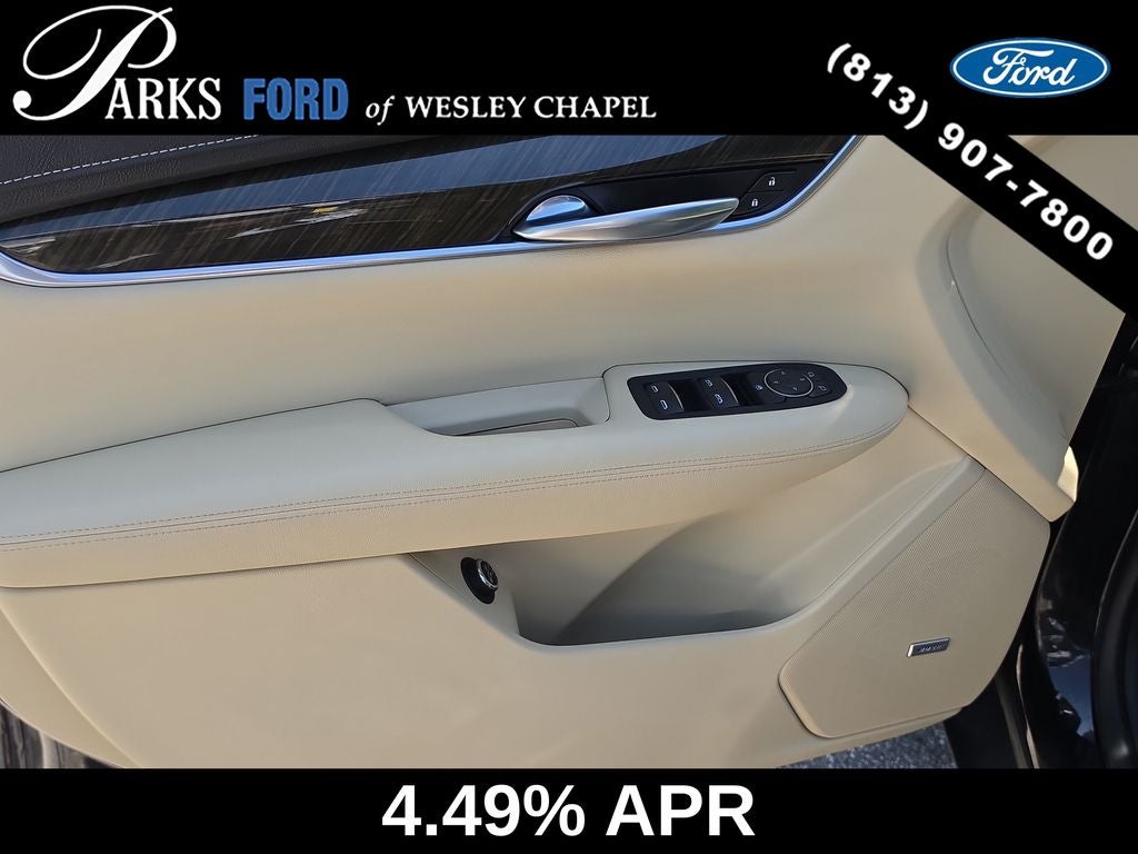 2017 Cadillac XT5 Base