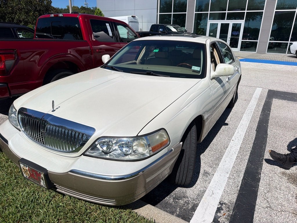 2006 Lincoln Town Car Designer