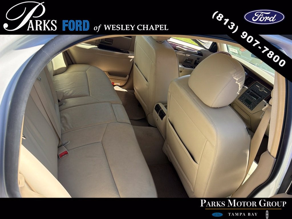 2006 Lincoln Town Car Designer