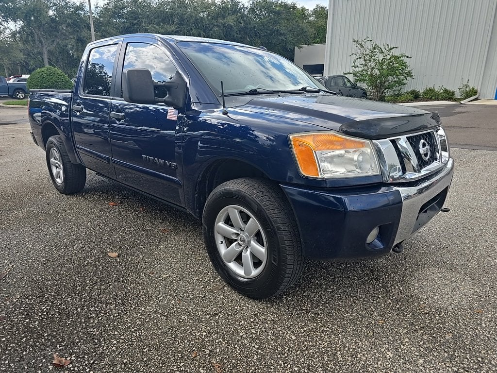 2011 Nissan Titan SV
