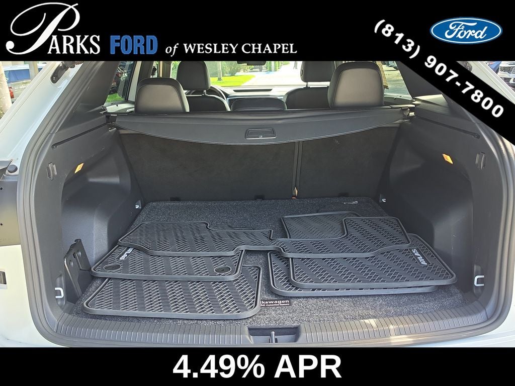 2022 Volkswagen Atlas Cross Sport 3.6L V6 SEL Premium R-Line