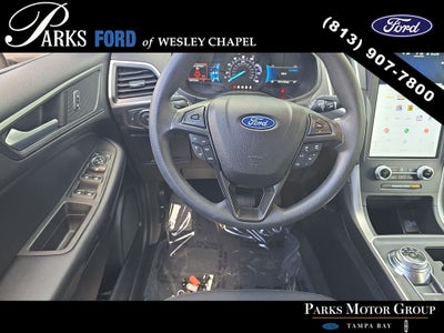 2022 Ford Edge SE