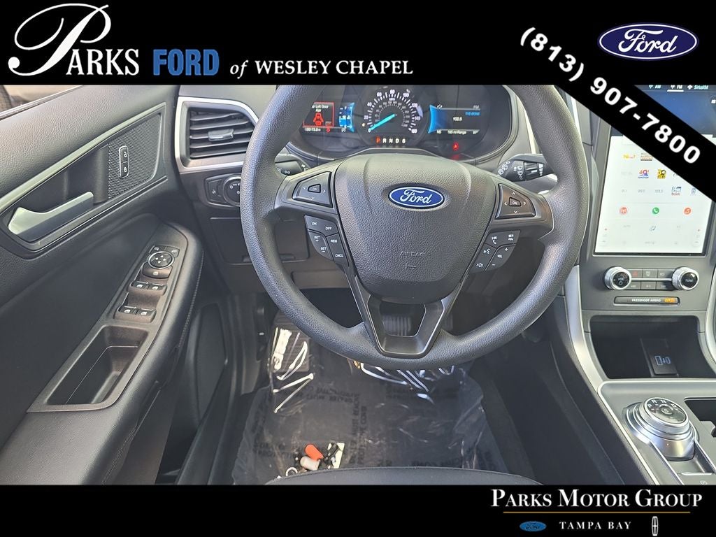 2022 Ford Edge SE