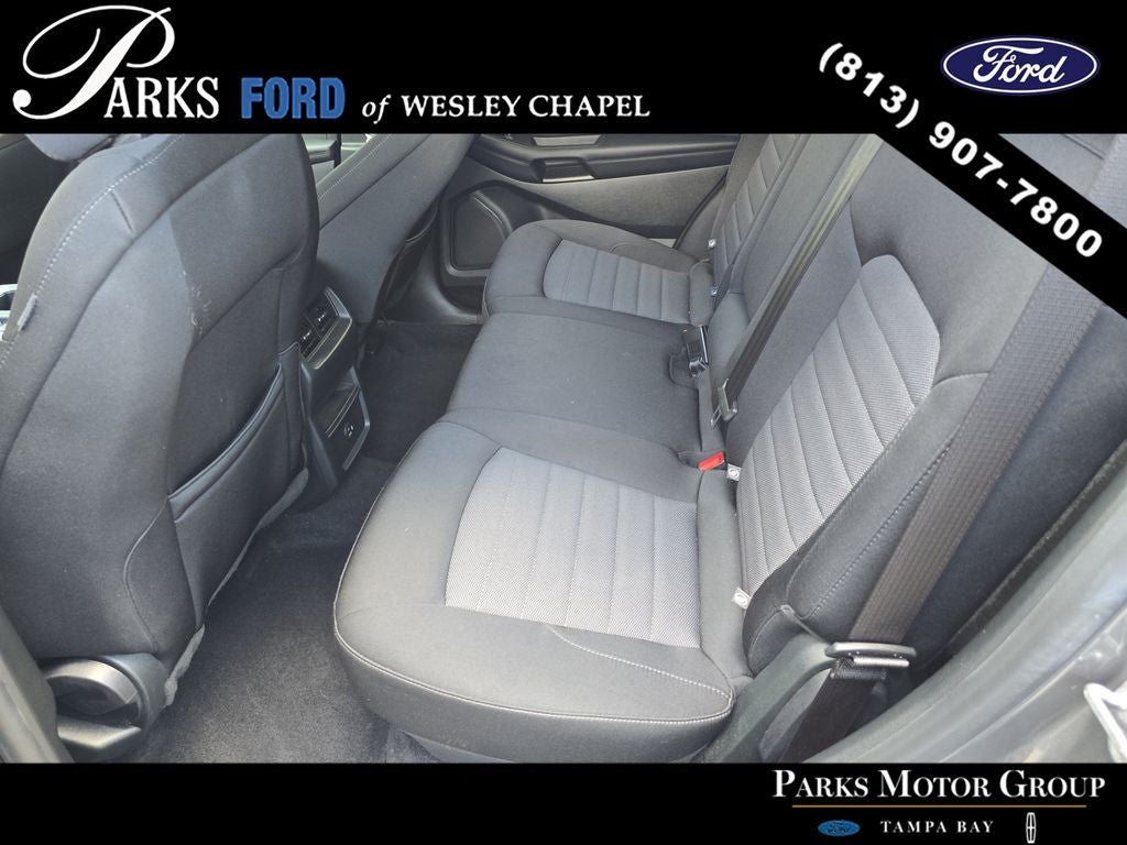 2022 Ford Edge SE