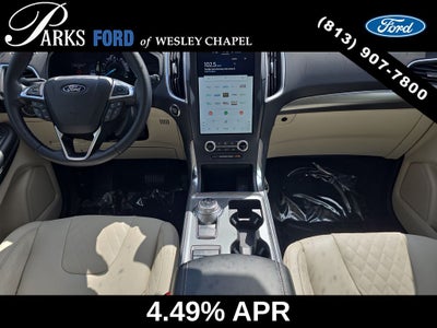 2023 Ford Edge Titanium