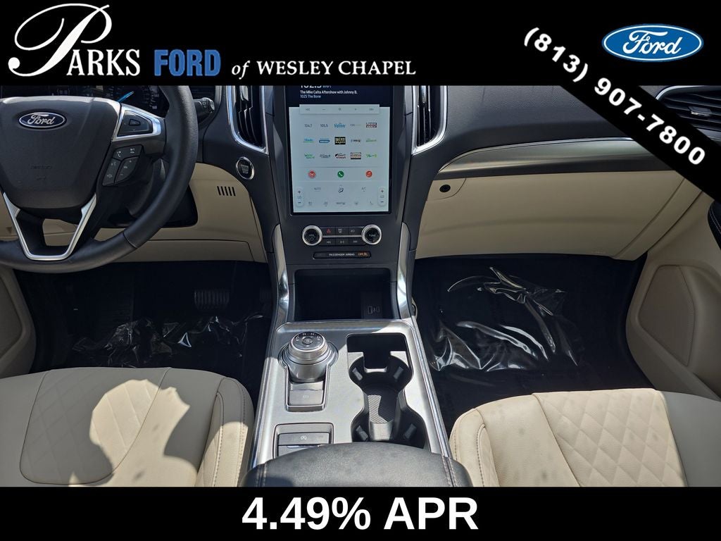 2023 Ford Edge Titanium