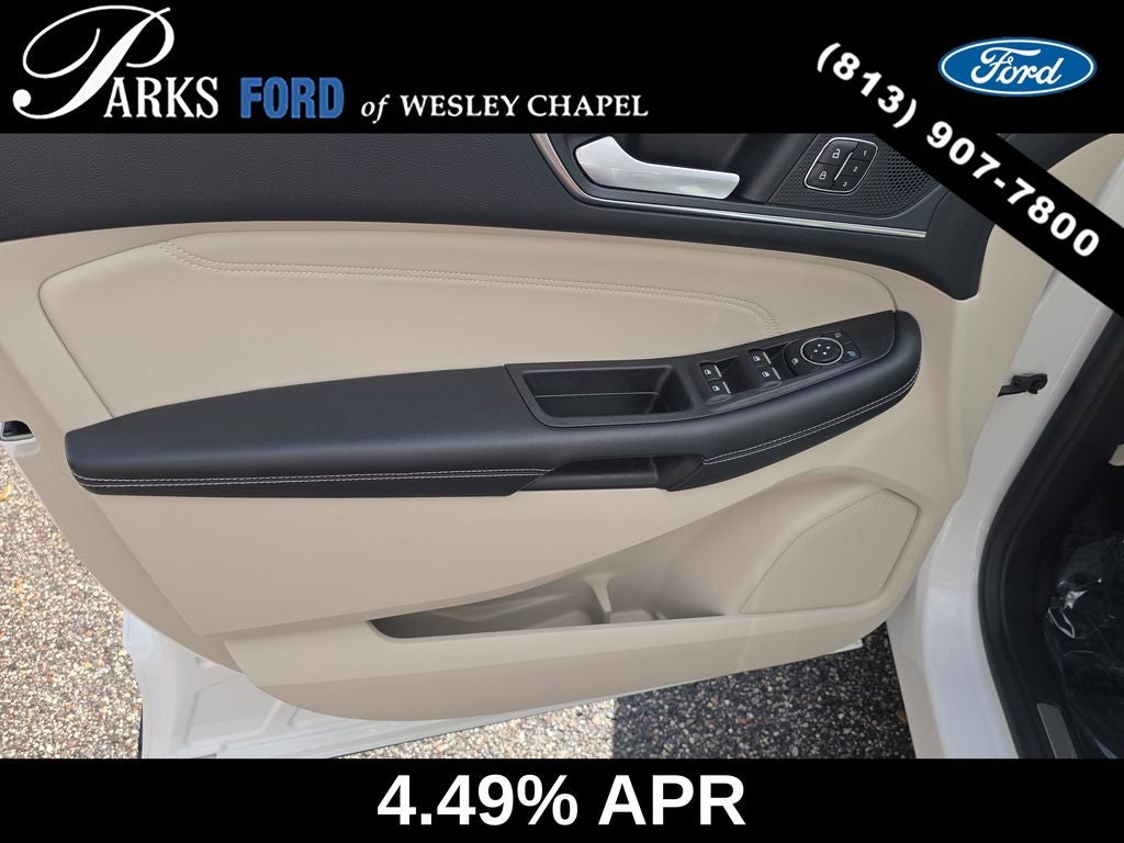 2023 Ford Edge Titanium