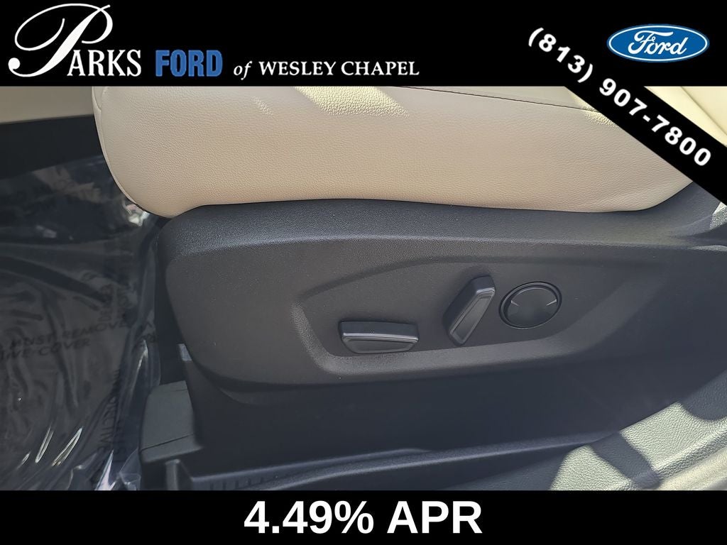2023 Ford Edge Titanium