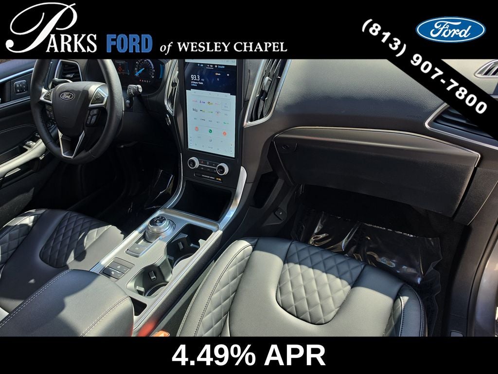 2024 Ford Edge Titanium