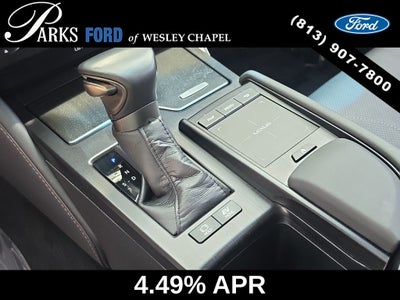 2022 Lexus ES 300h Ultra Luxury