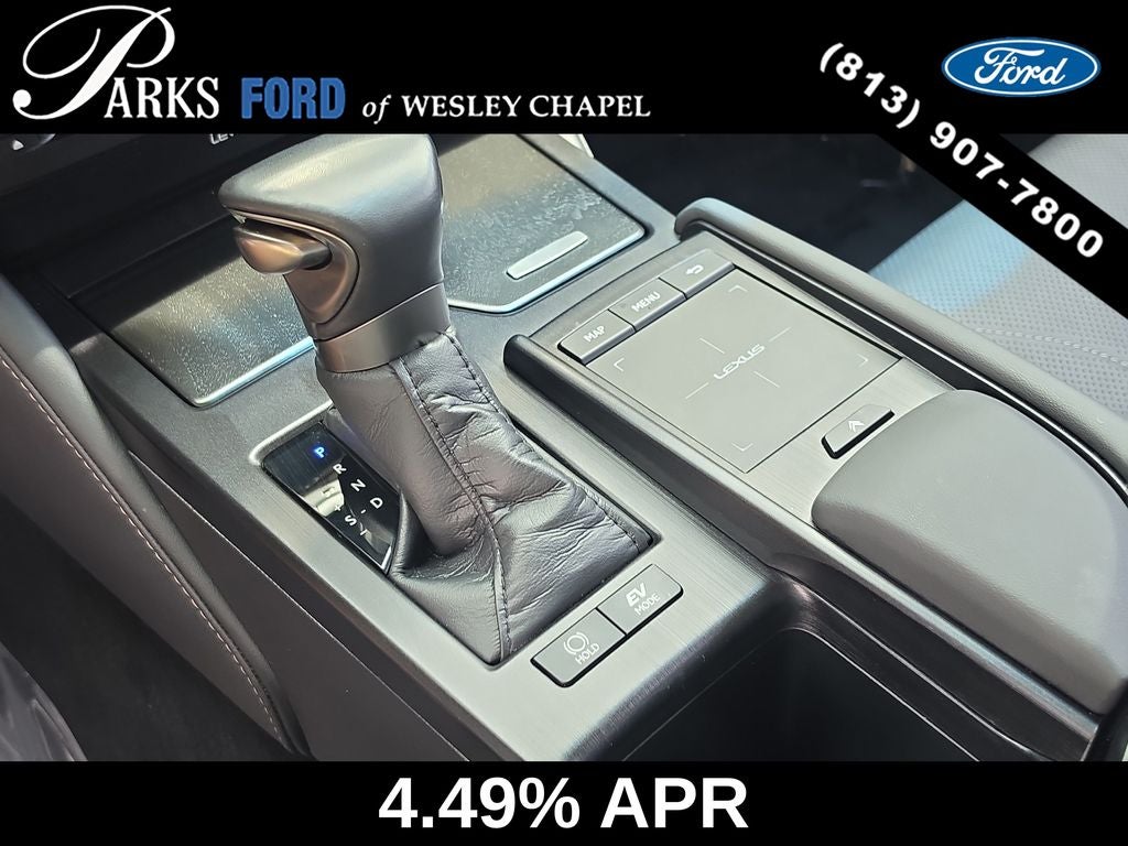 2022 Lexus ES 300h Ultra Luxury