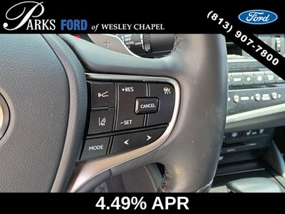 2022 Lexus ES 300h Ultra Luxury
