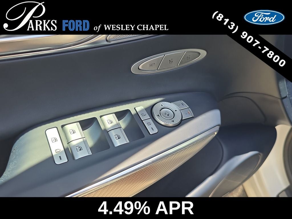2023 Genesis GV70 2.5T