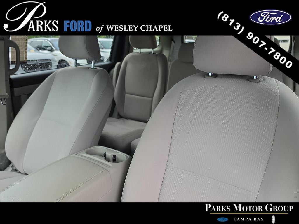 2021 Kia Sedona LX