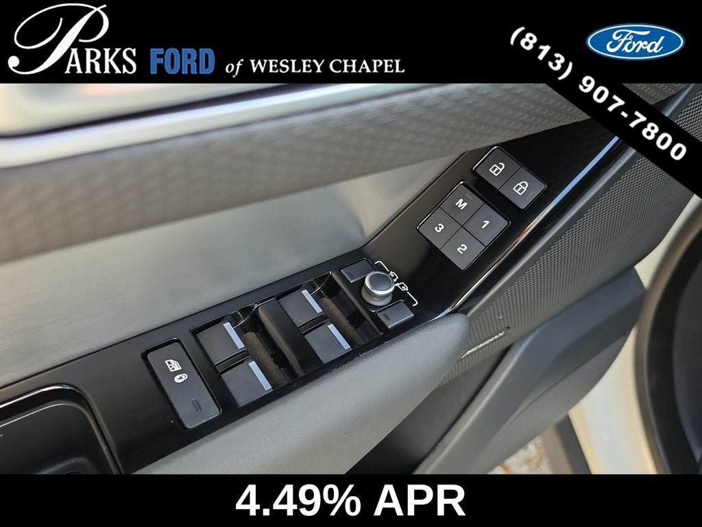 2023 Land Rover Range Rover Velar R-Dynamic S