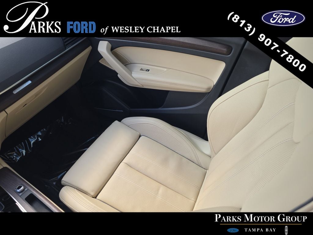 2024 Audi Q5 45 S line Premium quattro