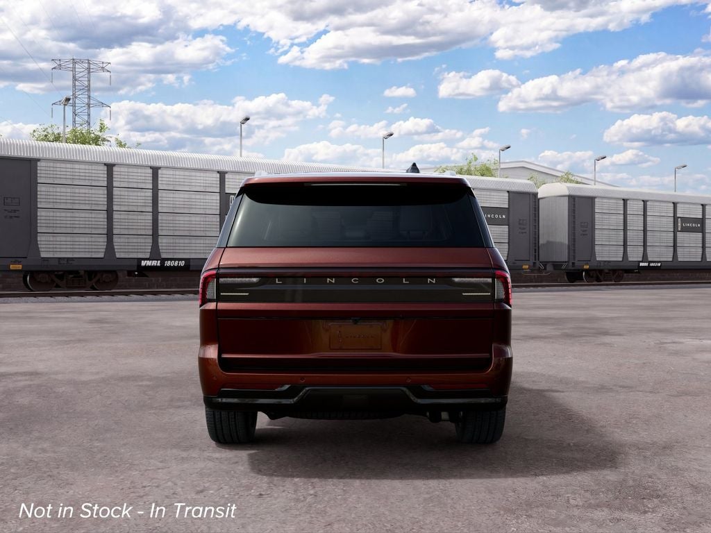 2027 Lincoln Navigator Reserve