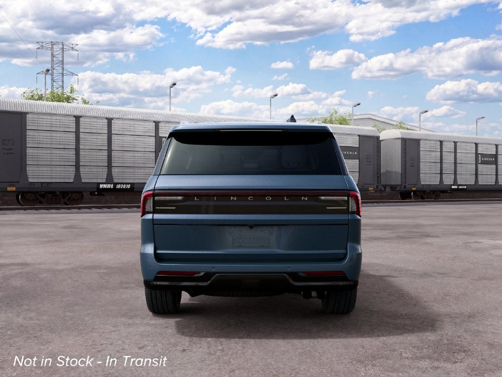2027 Lincoln Navigator Reserve