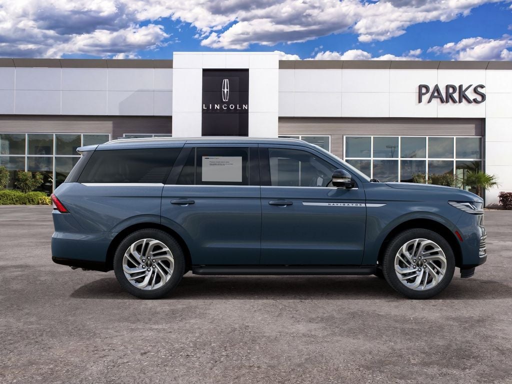 2027 Lincoln Navigator Premiere