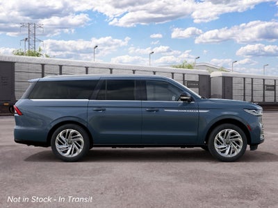 2027 Lincoln Navigator L Reserve