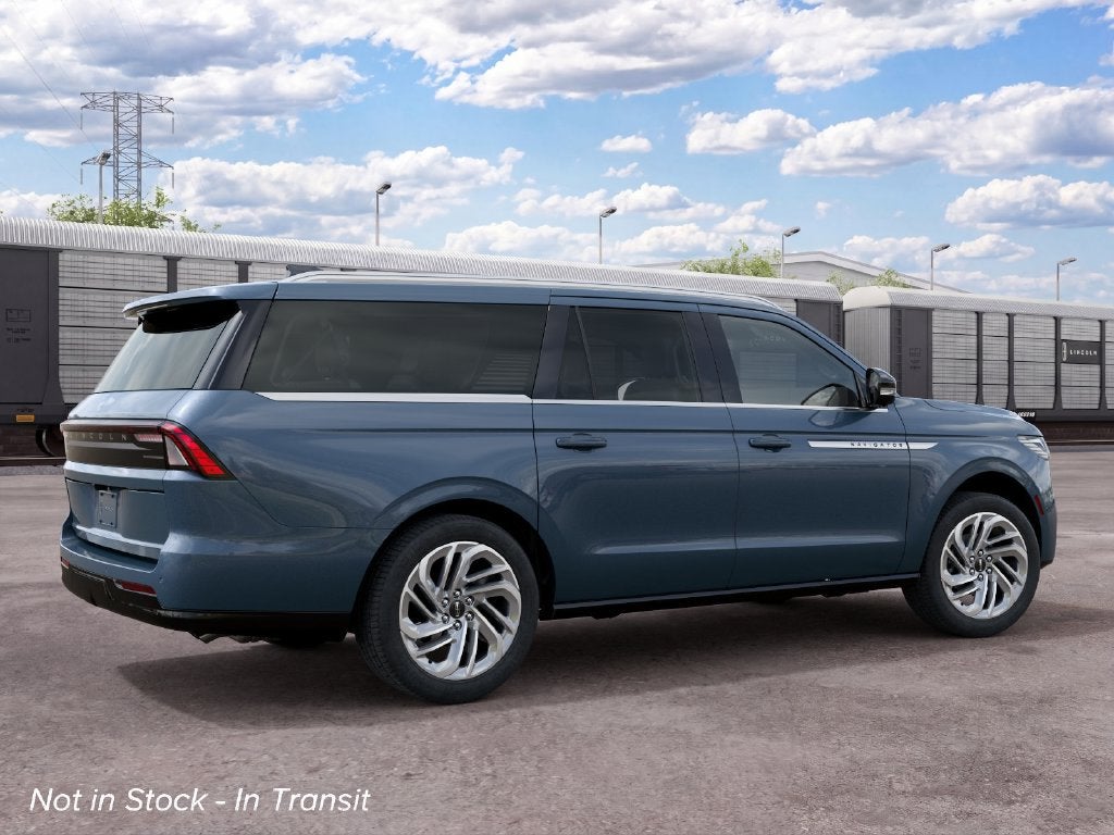 2027 Lincoln Navigator L Reserve