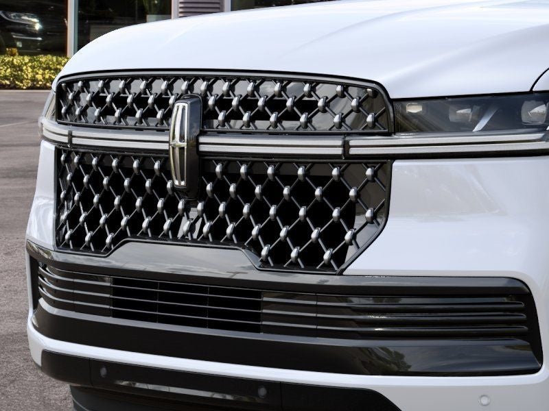 2027 Lincoln Navigator L Black Label