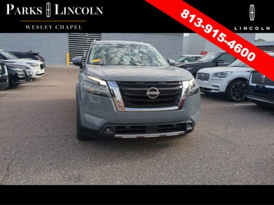2022 Nissan Pathfinder Platinum