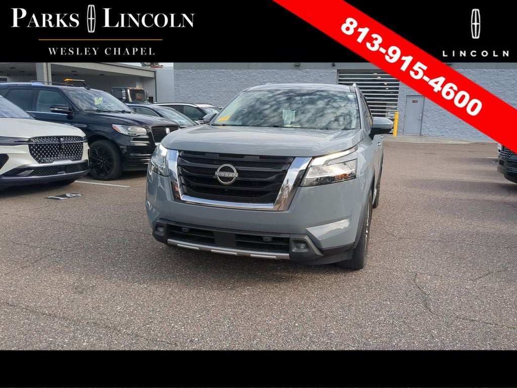 2022 Nissan Pathfinder Platinum