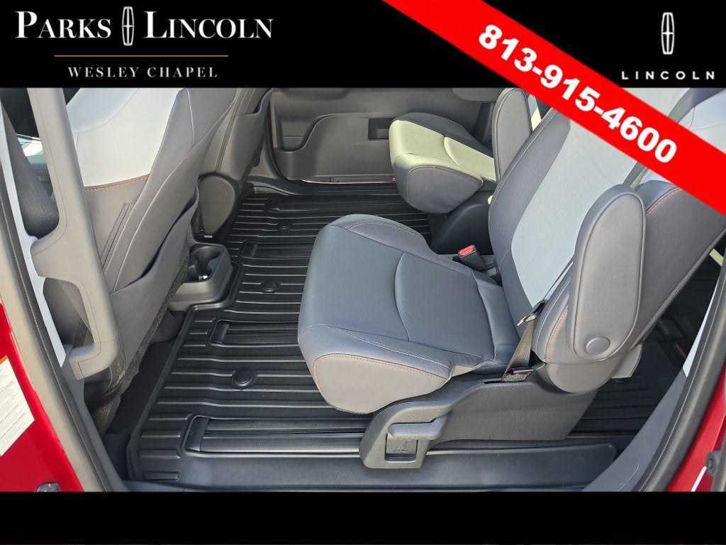 2024 Toyota Sienna XSE 7 Passenger