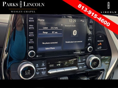 2022 Toyota Highlander LE