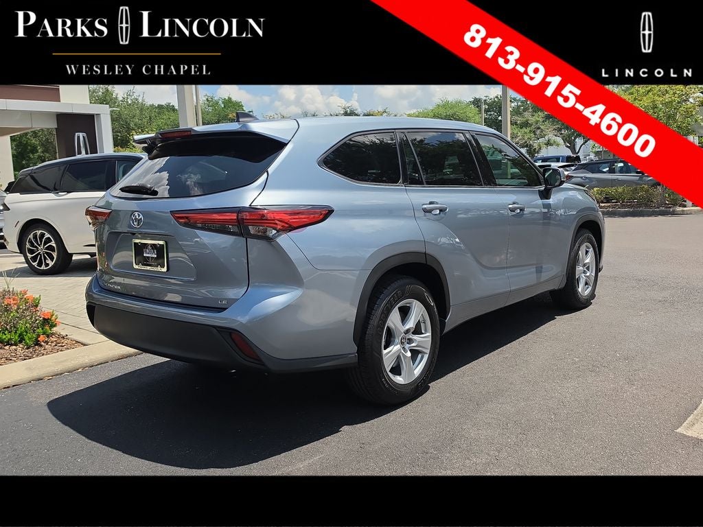 2022 Toyota Highlander LE