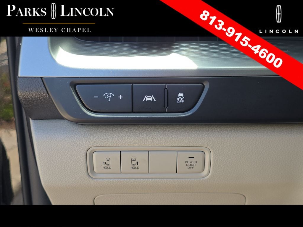2022 Kia Carnival LXS