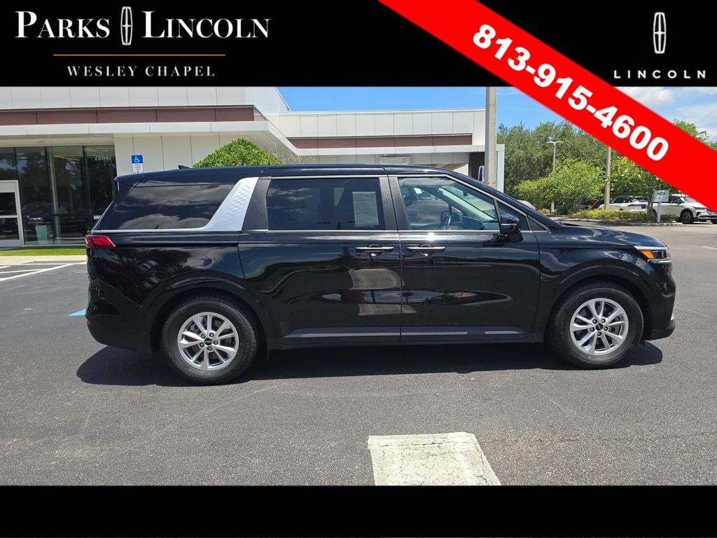 2022 Kia Carnival LXS