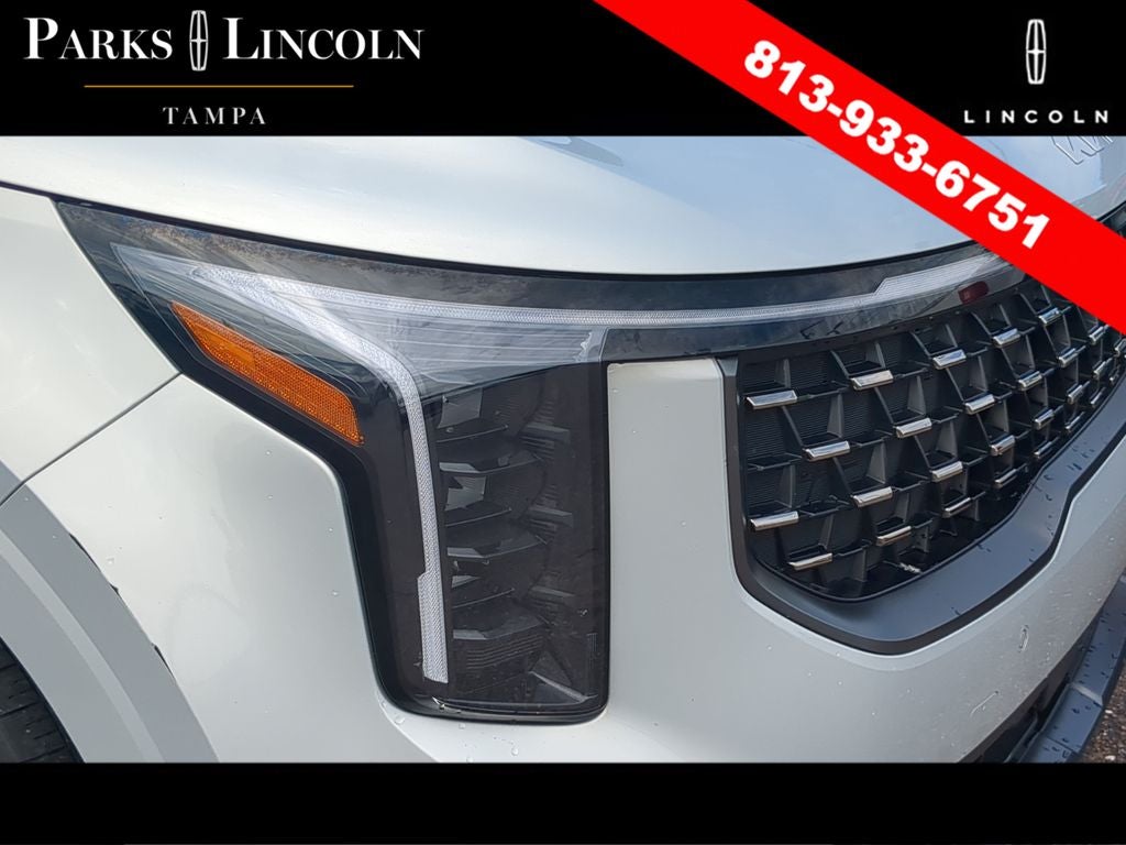 2025 Kia Carnival SX