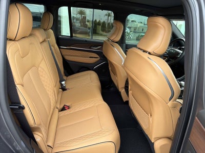 2025 Jeep Grand Cherokee Summit